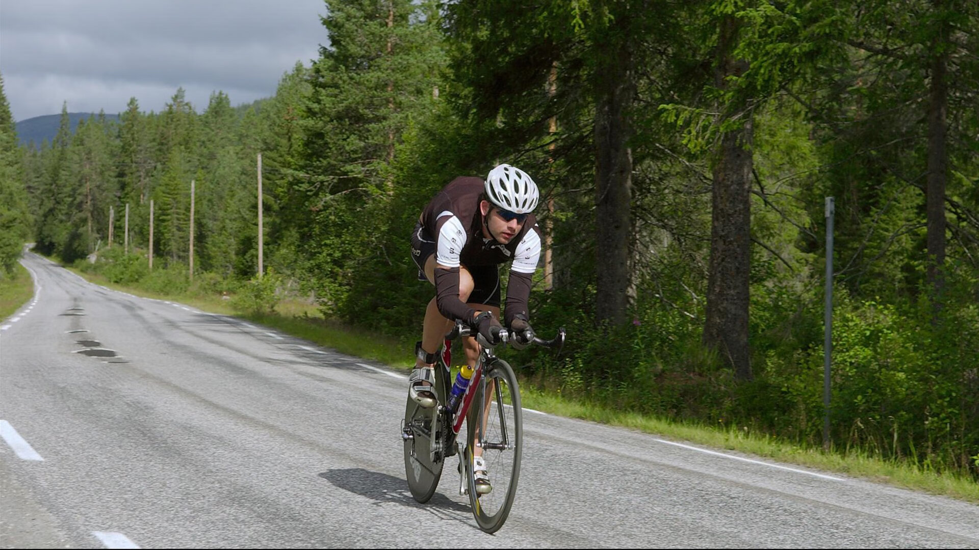 英雄联盟 赛后采访引发热议 TheShy谈关键对局，英雄联盟s11采访